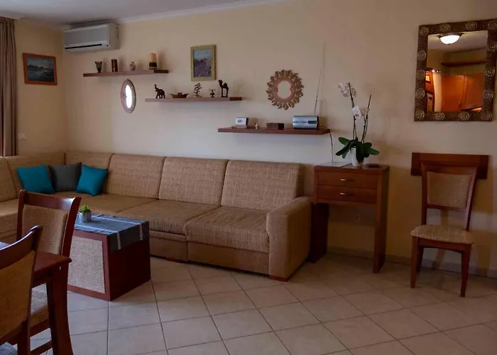 In - Balaton 37076 Apartamento Csopak