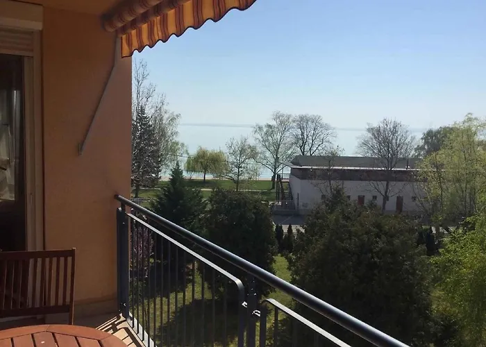 In - Balaton 37076 Csopak